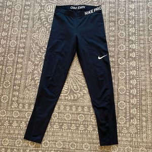 ✨MOVING SALE✨ Nike Pro Leggings